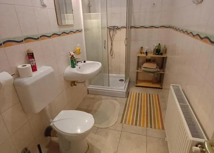 Gyoergyoek Haza 3* Eger